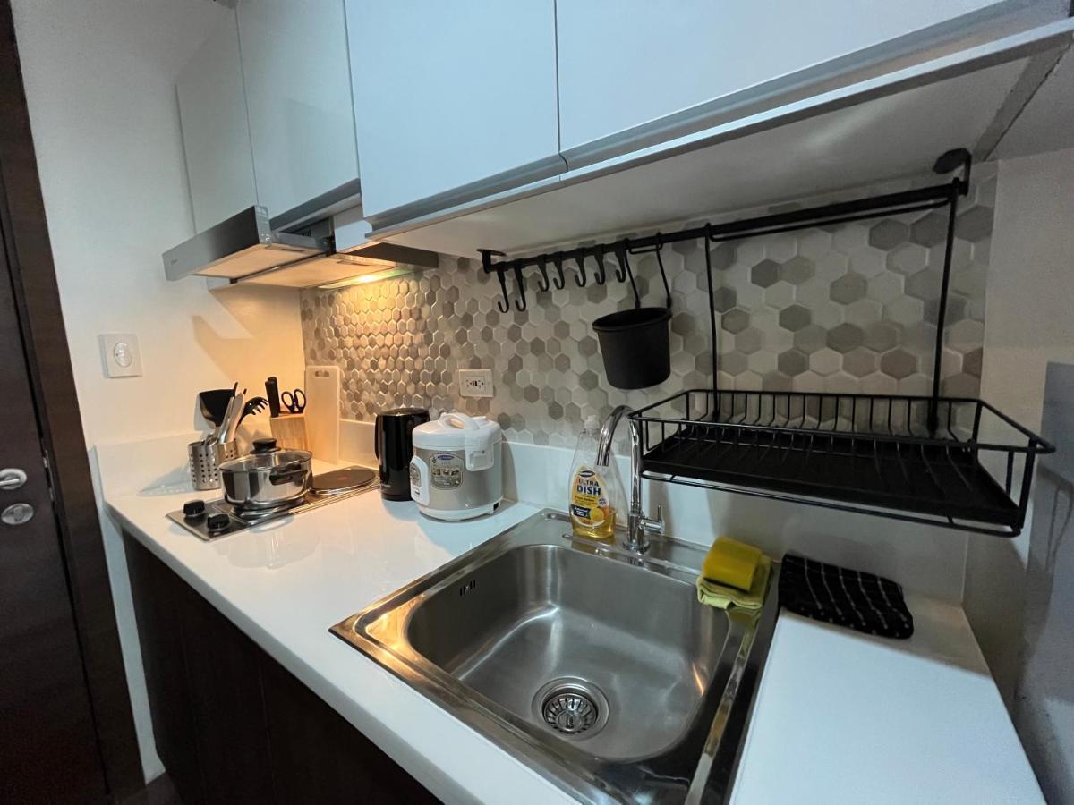 Homey 1 Bedroom Unit At Air Residences マカティ エクステリア 写真